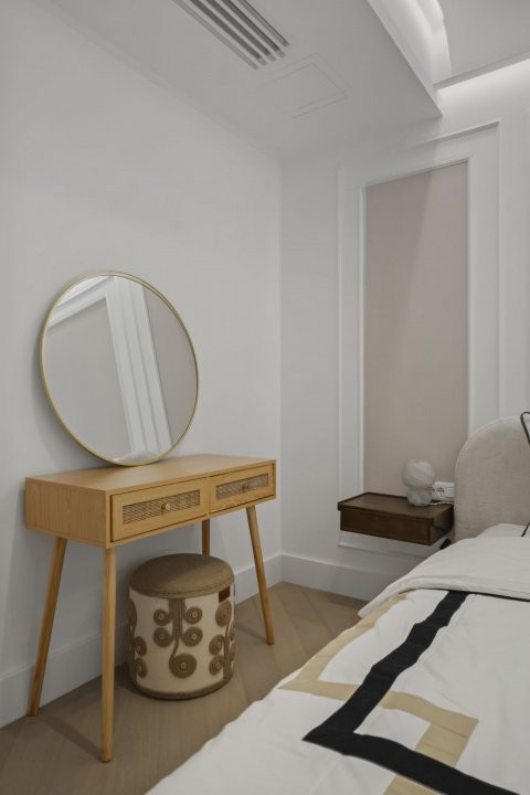 FOR RENT - 2 room apartment / Cortina 126 / Cambridge School 