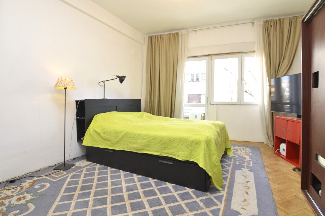VANZARE APARTAMENT 4 CAMERE ULTRACENTRAL - ARMENEASCA