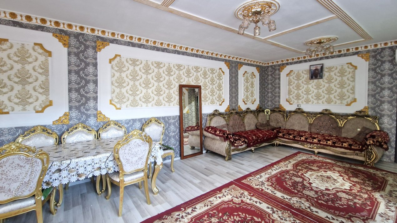 Casa în zona Andronache – 120 mp utili, 5 camere, curte liberă de 30 mp