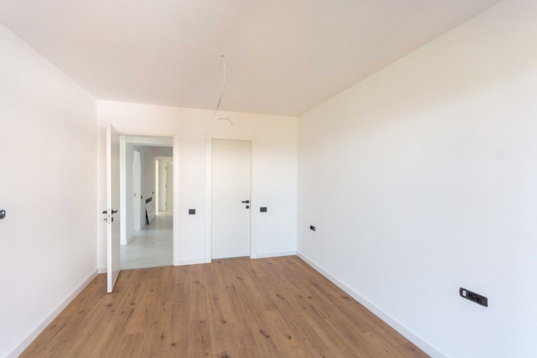 Titan Astorium 3 CAMERE predare 2025 Finisaje si Calitate Premium
