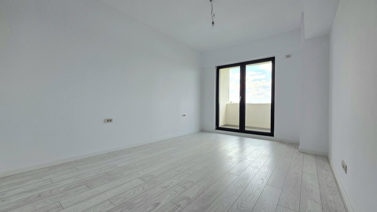 APARTAMENT CU TERASA GENEROASA SI VEDERE UNICA CATRE LAC