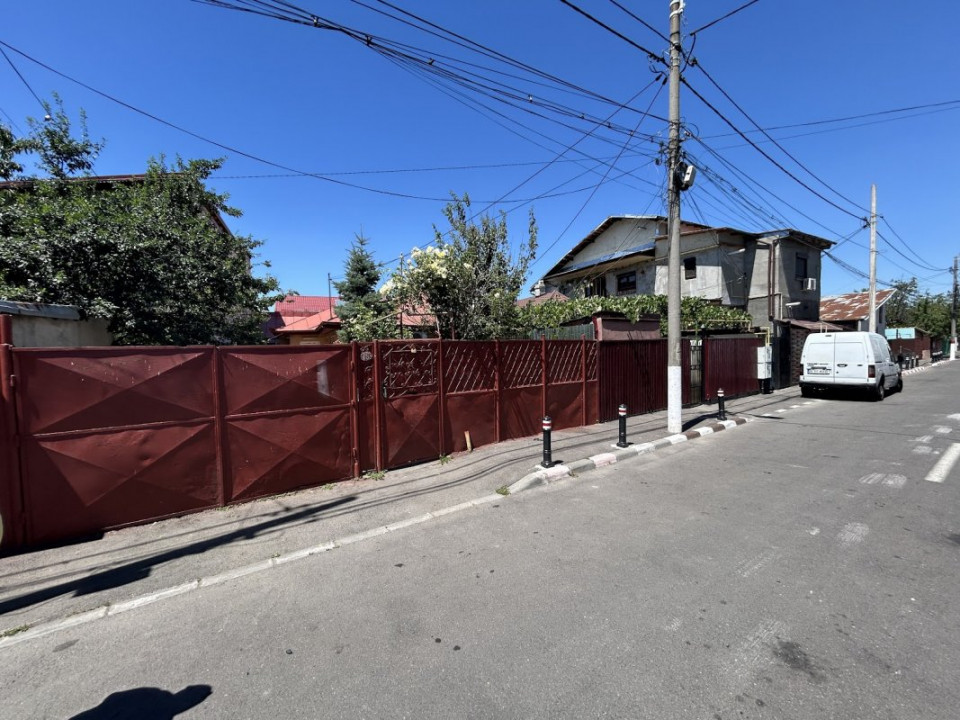 VAND CASA 3 CAM, SINGUR CURTE, APROAPE DE INTRAREA LA SPITALUL FUNDENI, 
