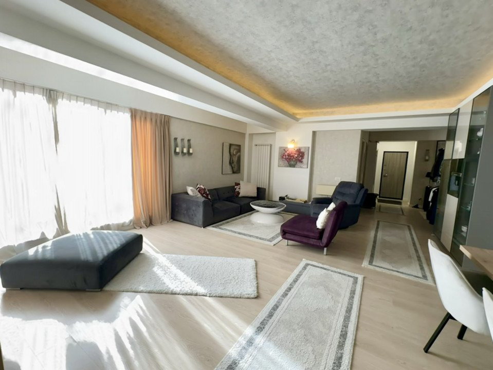 Aviatorilor-Piata Charles de Gaulles | 4 camere Lux | Loc de parcare | 2024
