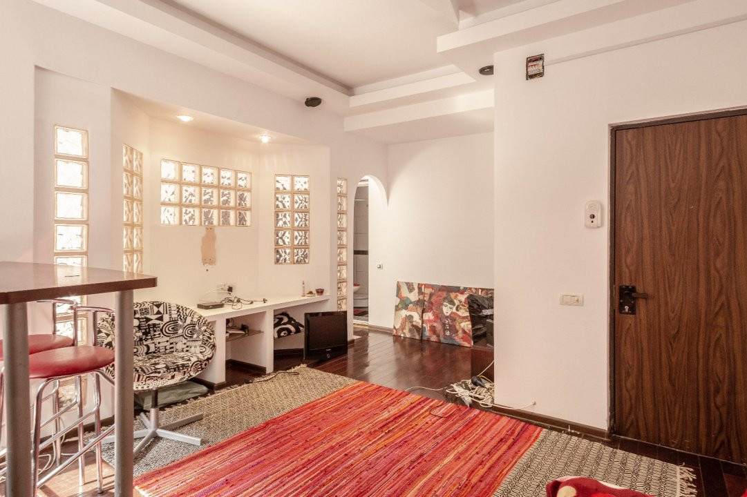 Investitie 2 garsoniere, 1 apt 2 camere pe Calea Victoriei – Pta Amzei Bloc Aro