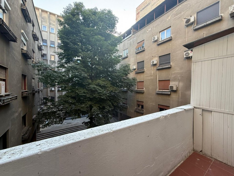 Investitie 2 garsoniere, 1 apt 2 camere pe Calea Victoriei – Pta Amzei Bloc Aro