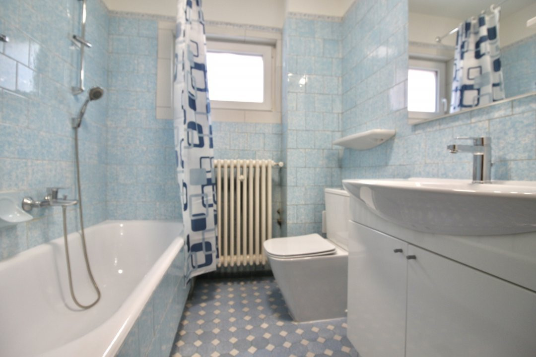 TELEVIZIUNE-STRADA ZAMBACCIAN, APARTAMENT 4 CAMERE IN VILA, 134 MP!