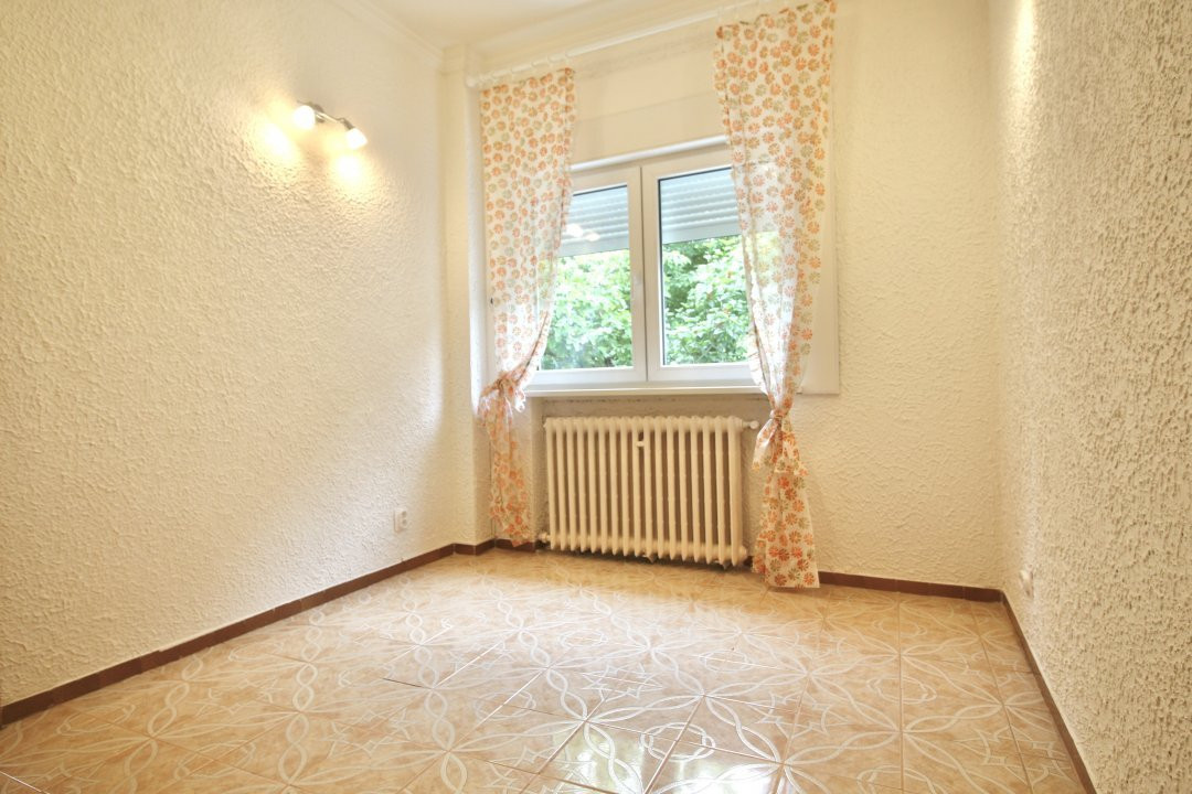TELEVIZIUNE-STRADA ZAMBACCIAN, APARTAMENT 4 CAMERE IN VILA, 134 MP!