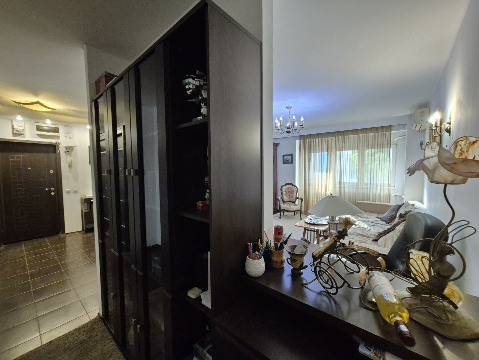Apartament 4 camere spatios, Piata 1 mai, prima inchiriere