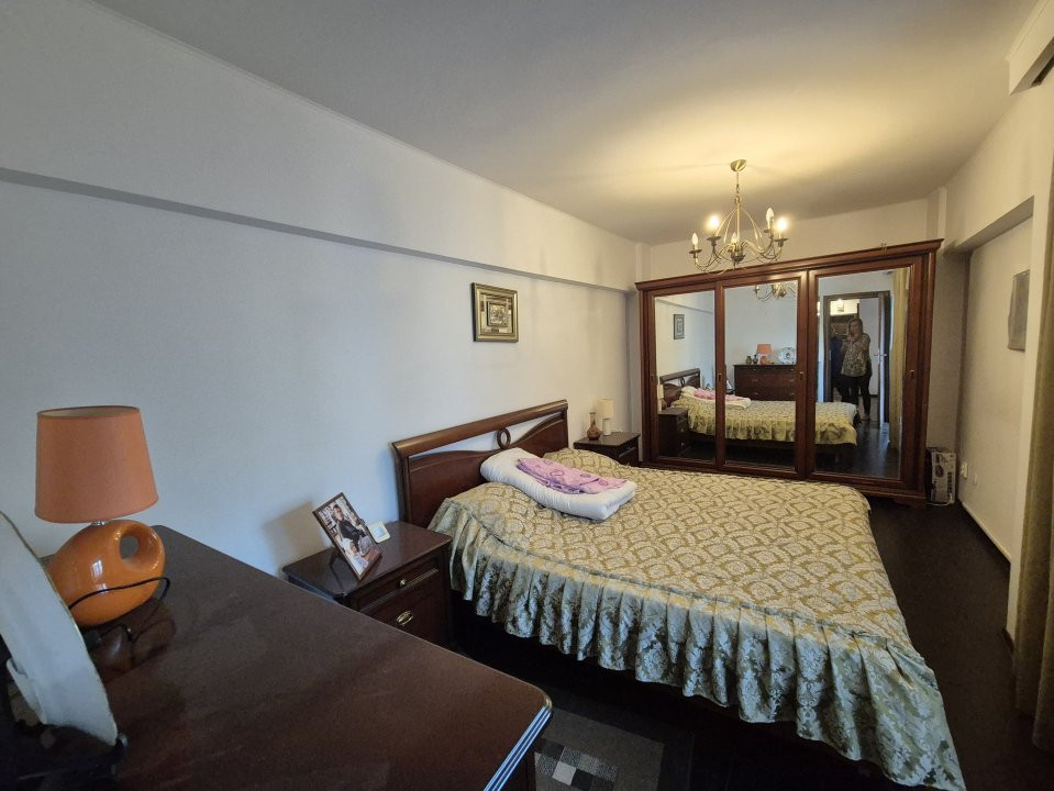 Apartament 4 camere spatios, Piata 1 mai, prima inchiriere