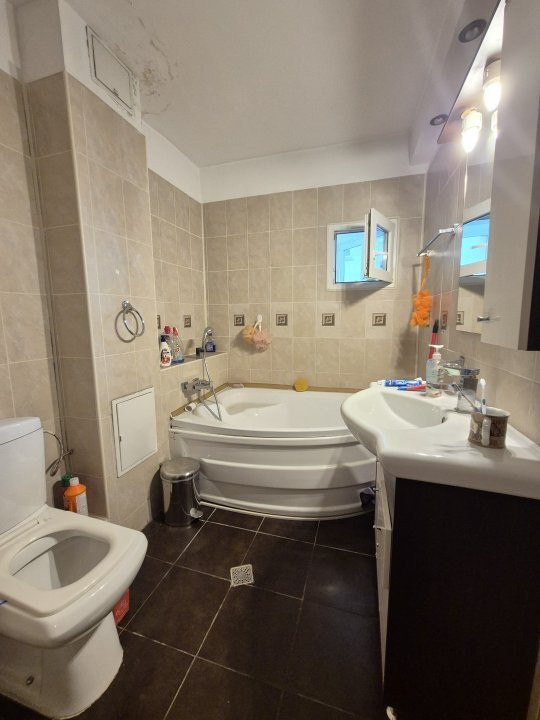 Apartament 4 camere spatios, Piata 1 mai, prima inchiriere