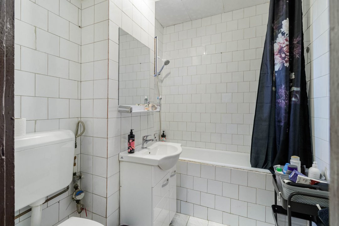 Spațiu generos, potențial imens – apartament 3 camere