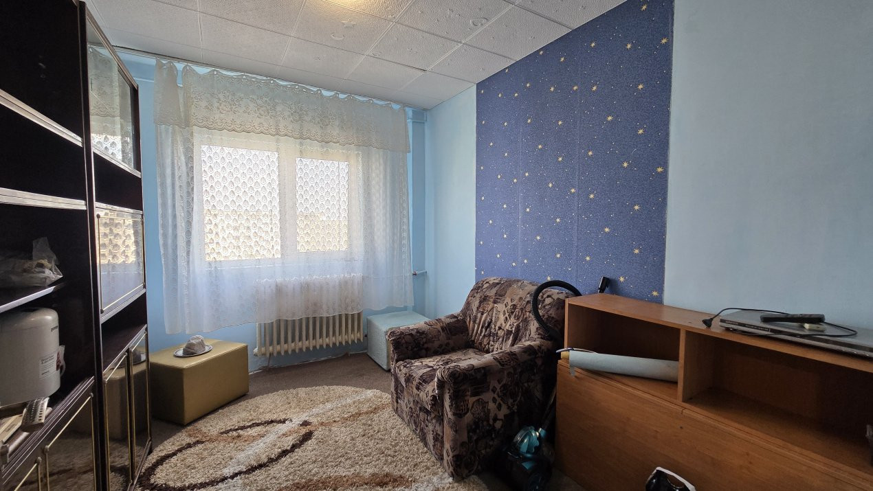 De vanzare apartament 3 camere Militari - Gorjului