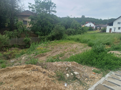 Teren intravilan de vânzare | Bascov | 500 mp 