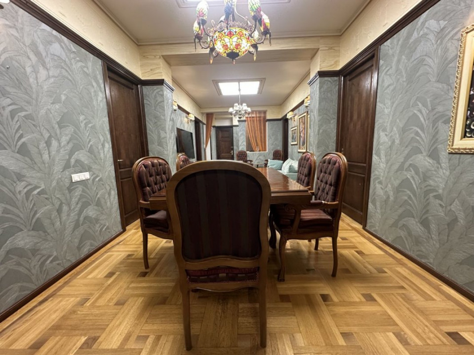 ARMENEASCA Apartament 6 camere 190 MP!
