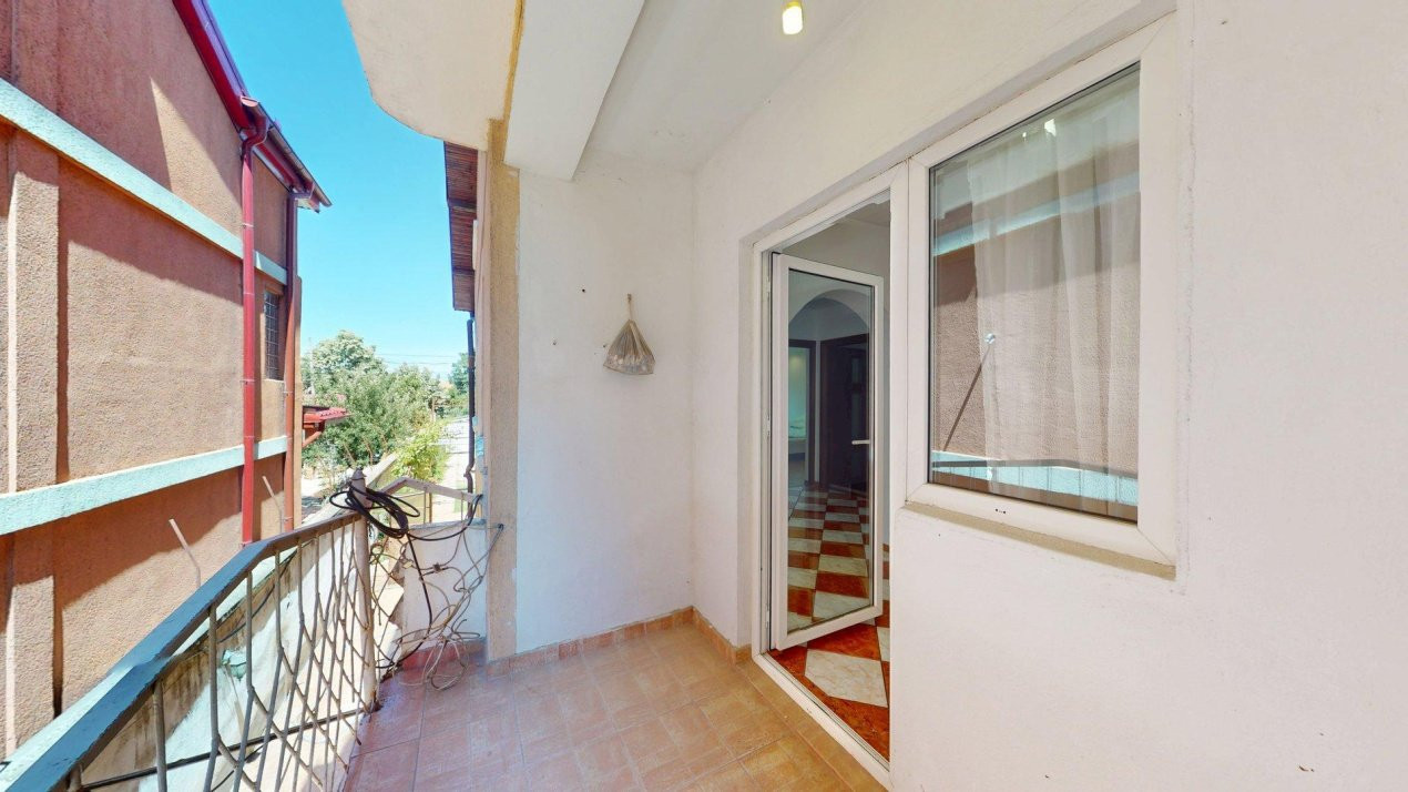 De vanzare Casa  cu 7 camere + Piscina in Zona  Prelungirea Ghencea
