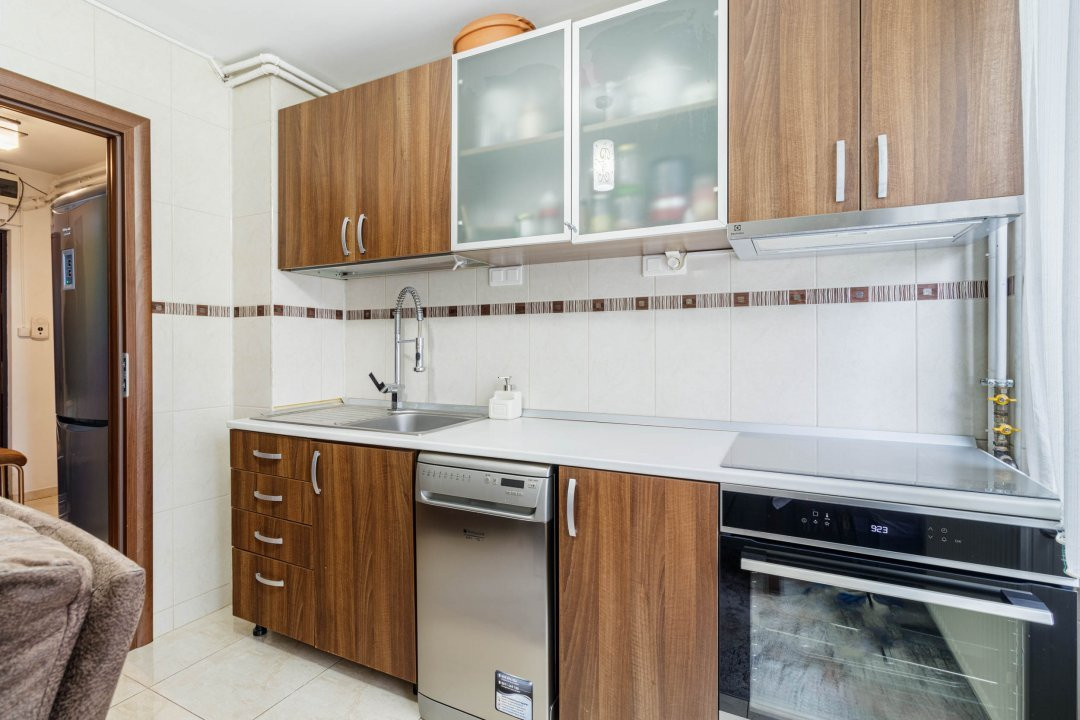 Apartament 3 camere Drumul Taberei