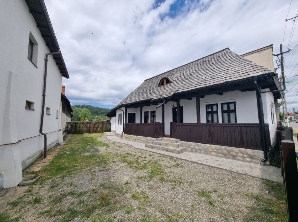 Casă Tradițională Restaurată – Prêt-à-Louer pe Airbnb / Booking