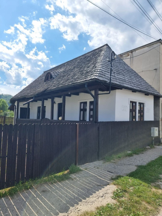Casă Tradițională Restaurată – Prêt-à-Louer pe Airbnb / Booking