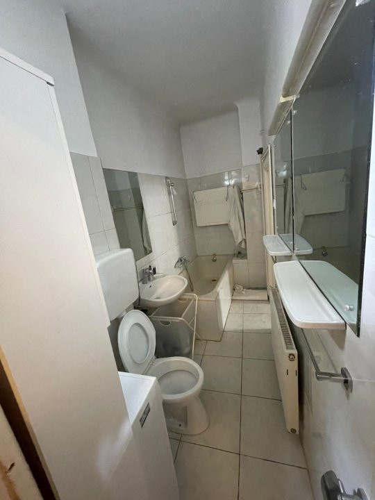 Apartament cochet/curte interioara zona Unirii - Udriste