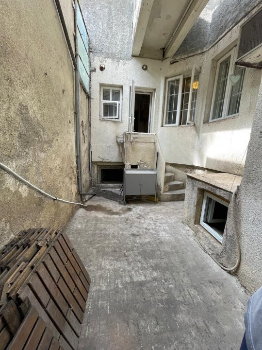 Apartament cochet/curte interioara zona Unirii - Udriste