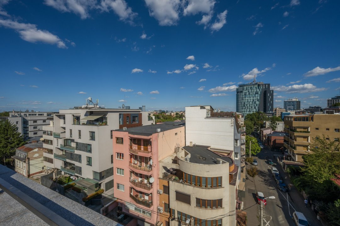 CLĂDIRE DE BIROURI – IMOBIL EMBLEMATIC ÎN ZONA KISELEFF – AVIATORILOR!