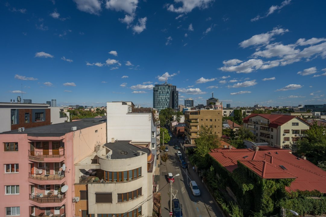 CLĂDIRE DE BIROURI – IMOBIL EMBLEMATIC ÎN ZONA KISELEFF – AVIATORILOR!