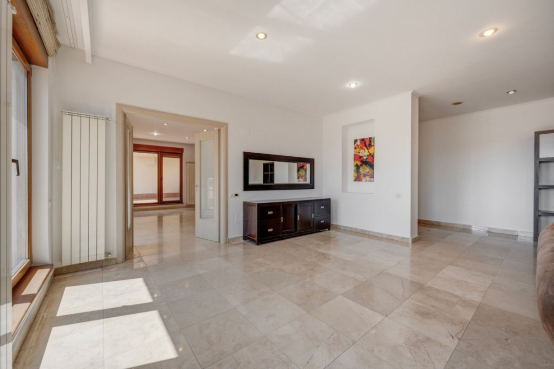 Penthouse spectaculos 5 camere, 482 mp, lift privat, Herăstrău – Satul Francez