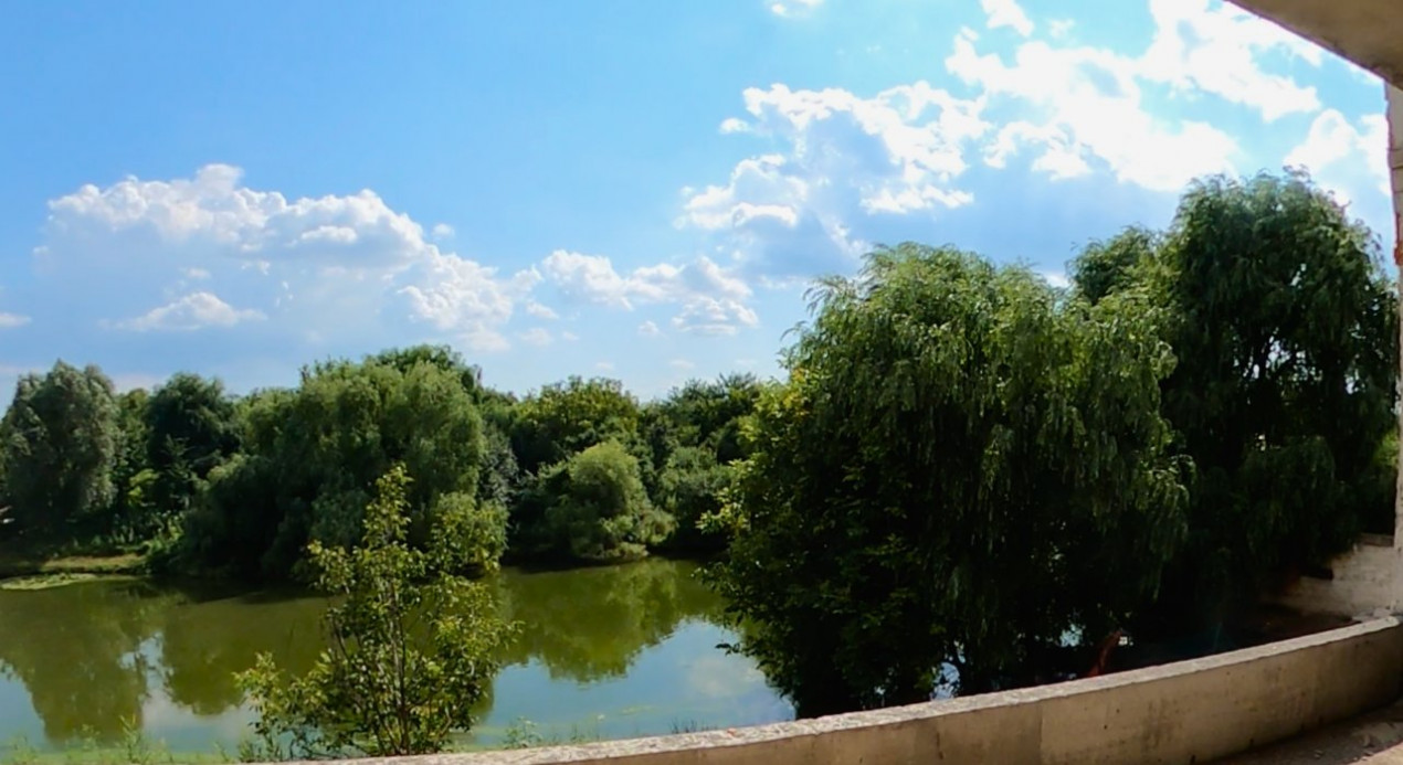 Casa ta de langa lac