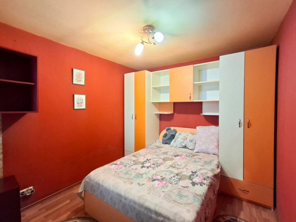 De Vânzare  Casa  Andronache