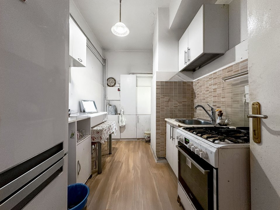 Ultracentral. Apartament 3 camere la doi pași de Calea Victoriei