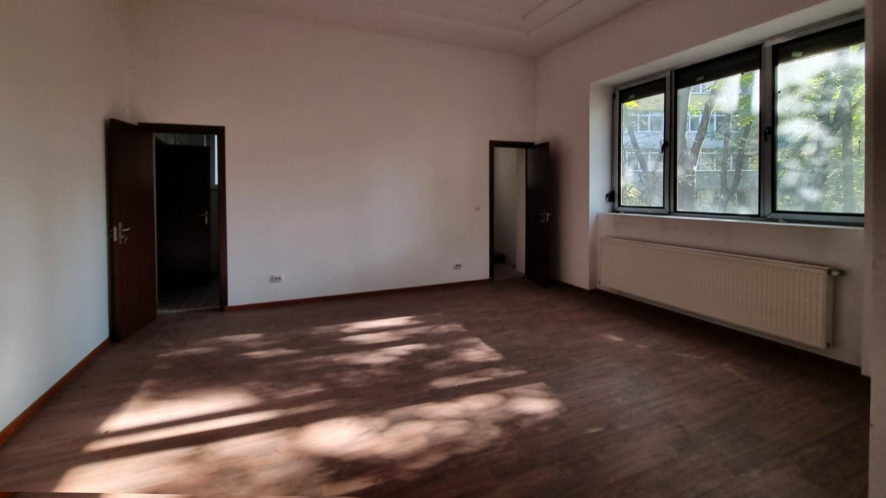 Spațiu comercial cu grădină exclusivă de473mp la bulevardul Cantemir
