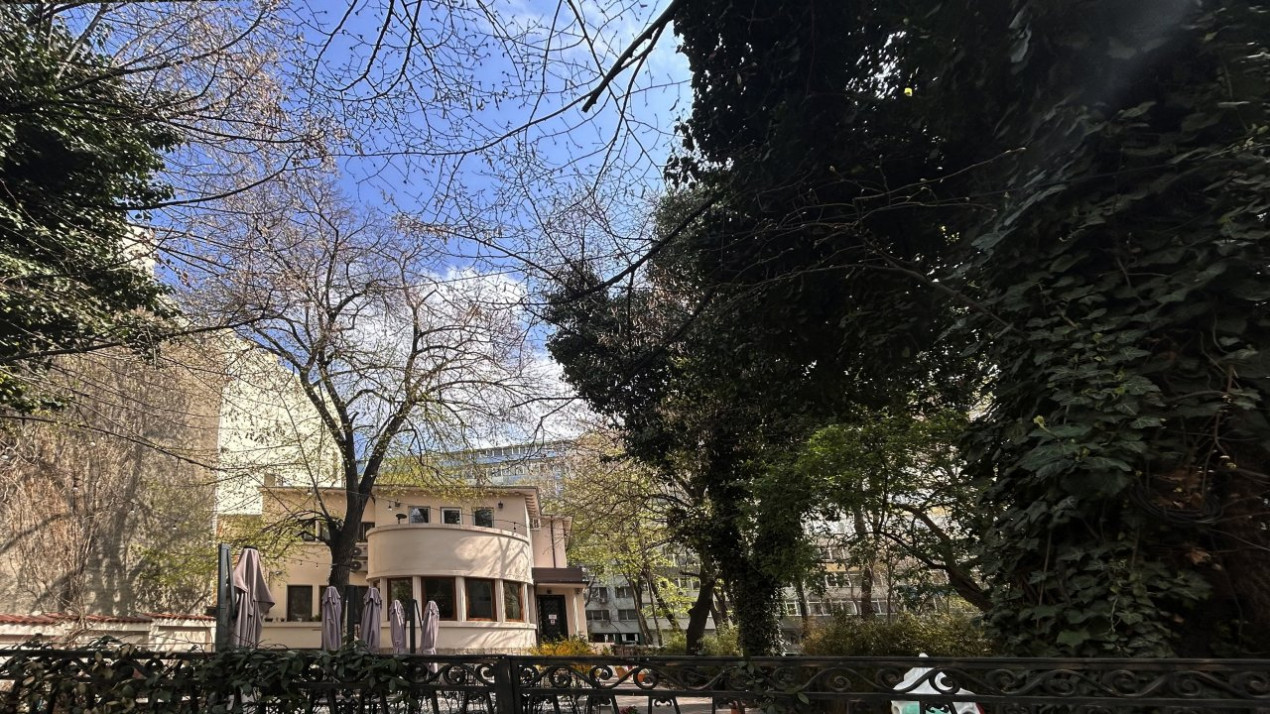 Spațiu comercial cu grădină exclusivă de473mp la bulevardul Cantemir