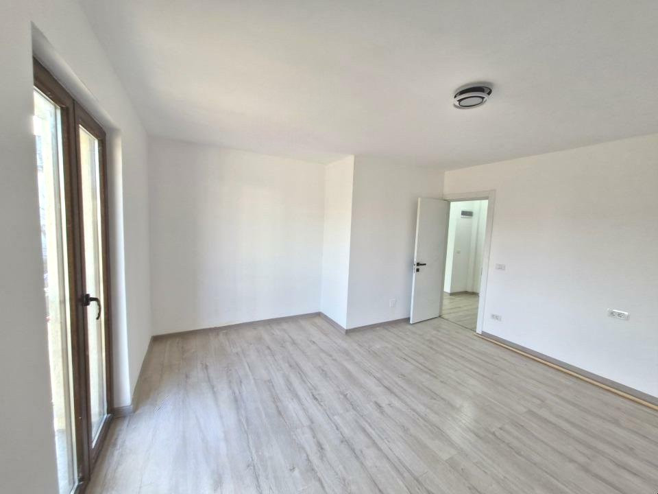 Vila, casa 5 camere, 2 parcari, Pipera, Aurel Vlaicu