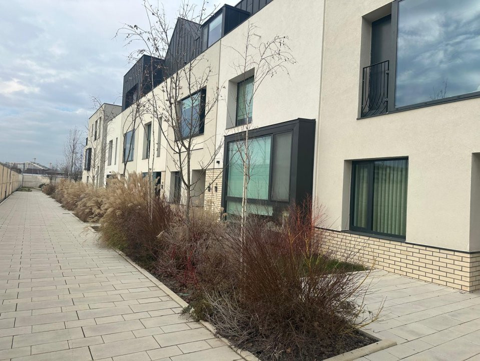 Townhouse Avalon Estate