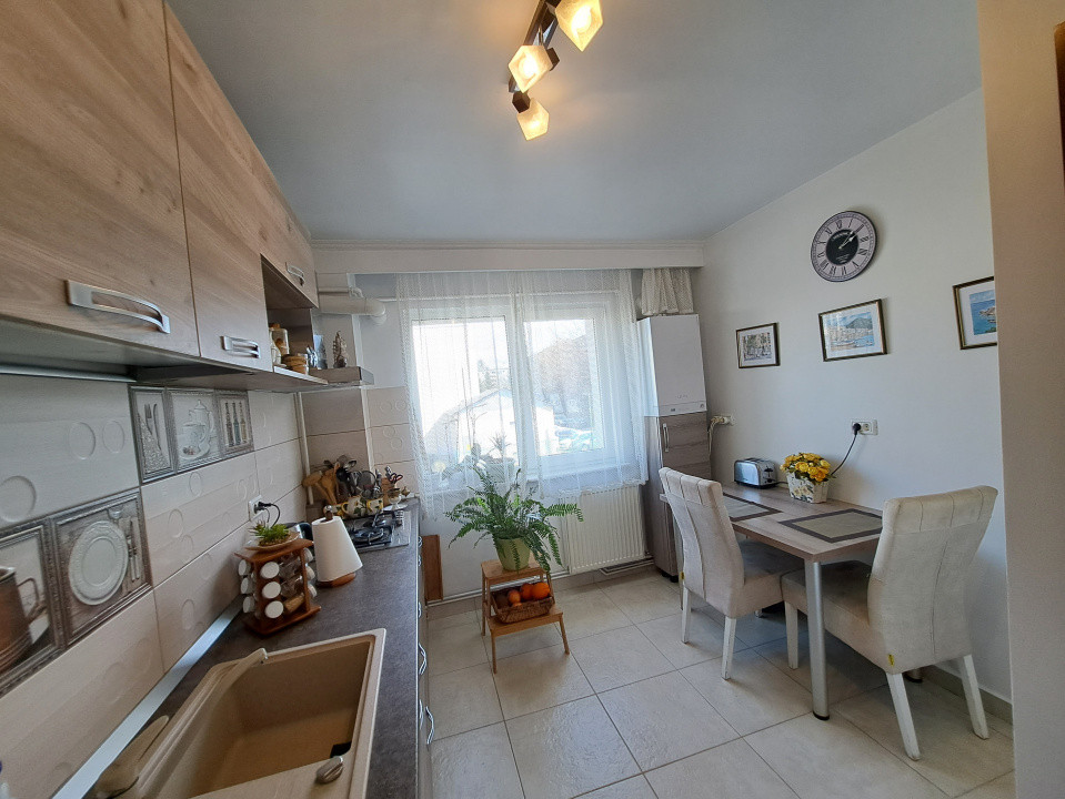 Apartament 4 camere, confort 1, etaj 1/4 – zona Banat, 81 mp, mobilat 