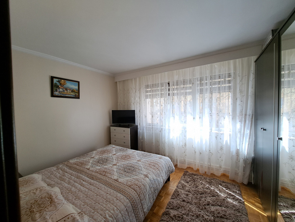 Apartament 4 camere, confort 1, etaj 1/4 – zona Banat, 81 mp, mobilat 