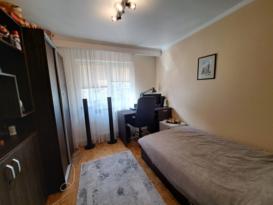 Apartament 4 camere, confort 1, etaj 1/4 – zona Banat, 81 mp, mobilat 