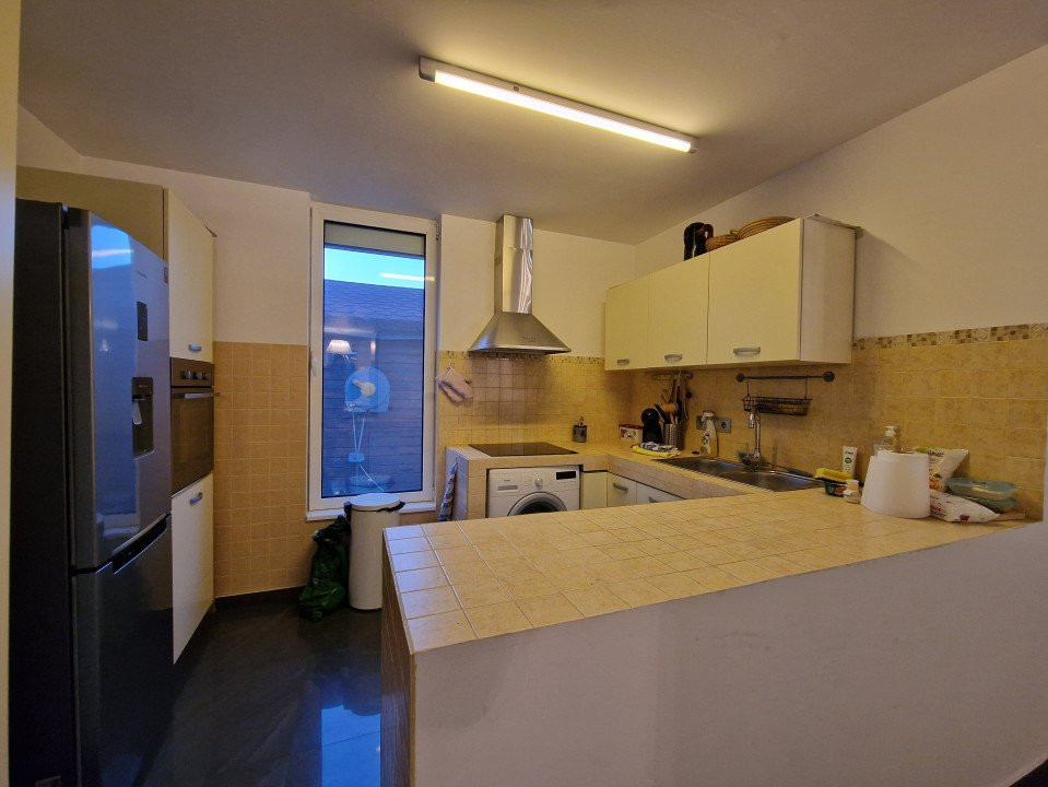 De Vanzare! Vila cu 3 camere in Pipera 