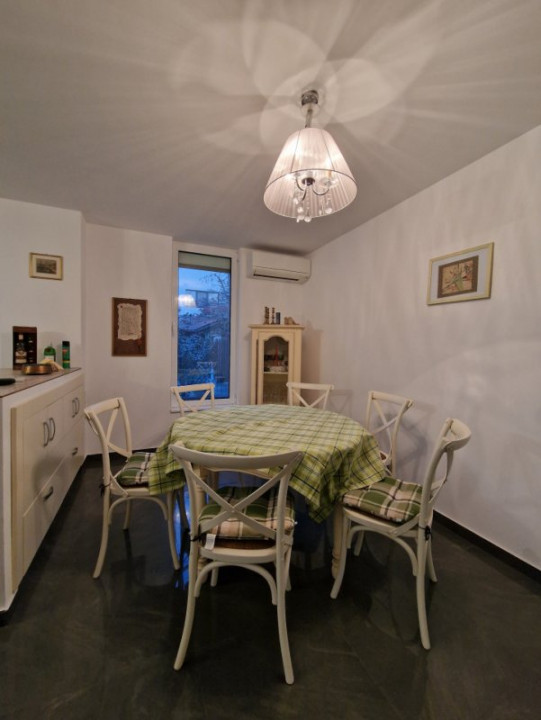 De Vanzare! Vila cu 3 camere in Pipera 