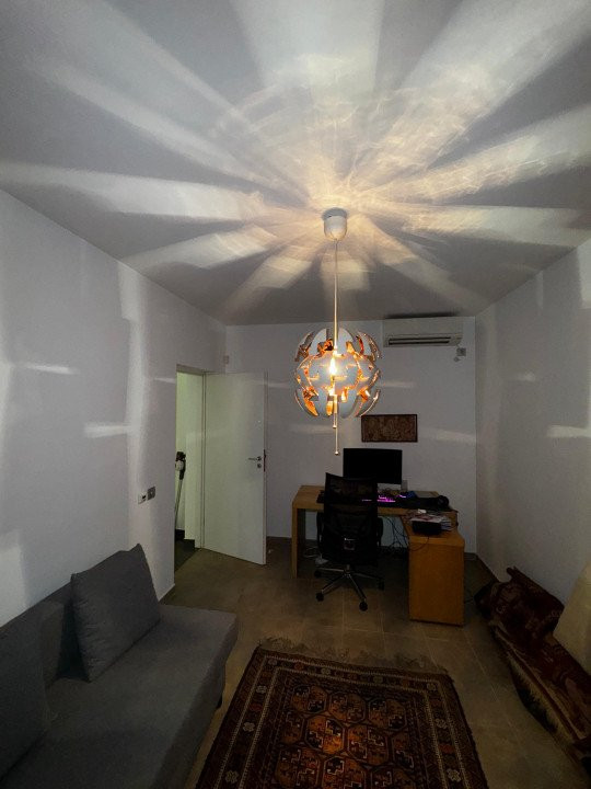 De Vanzare! Vila cu 3 camere in Pipera 
