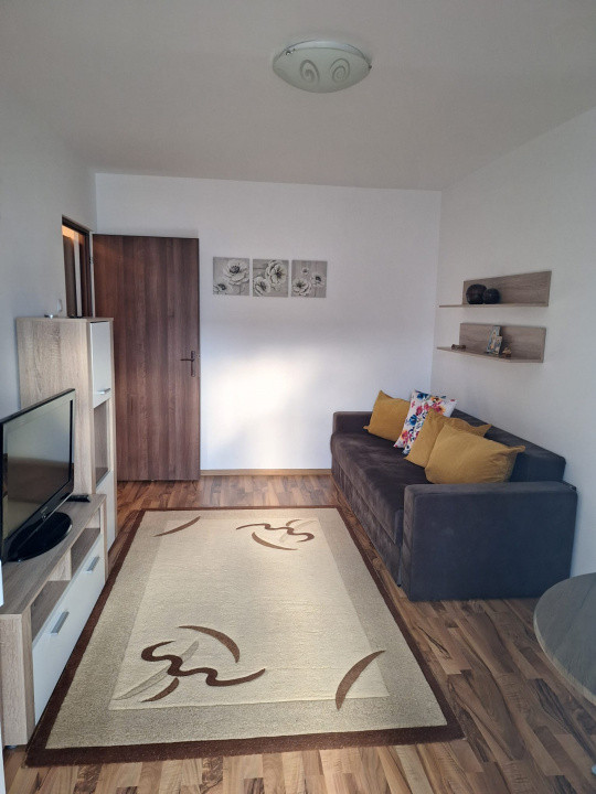 Apartament de inchiriat 2 camere in Trivale | langa Scoala 13 