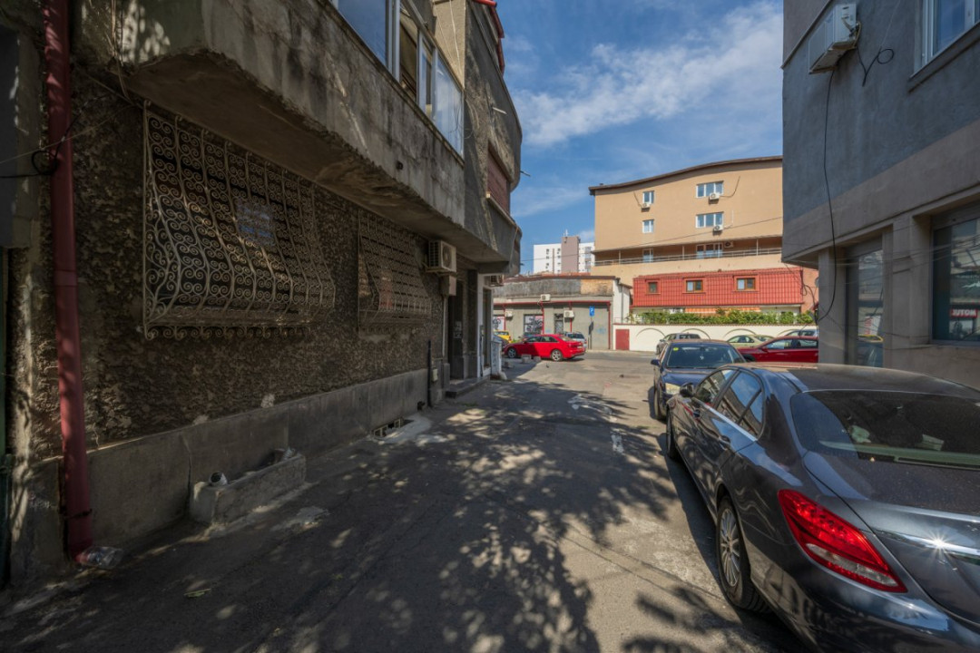 COTROCENI - CAROL DAVILA, APARTAMENT 3 CAMERE 58 MPU, PARTER!