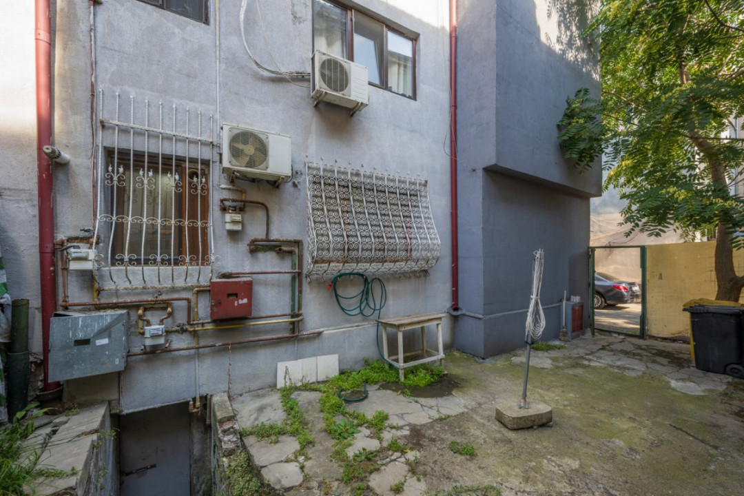 COTROCENI - CAROL DAVILA, APARTAMENT 3 CAMERE 58 MPU, PARTER!