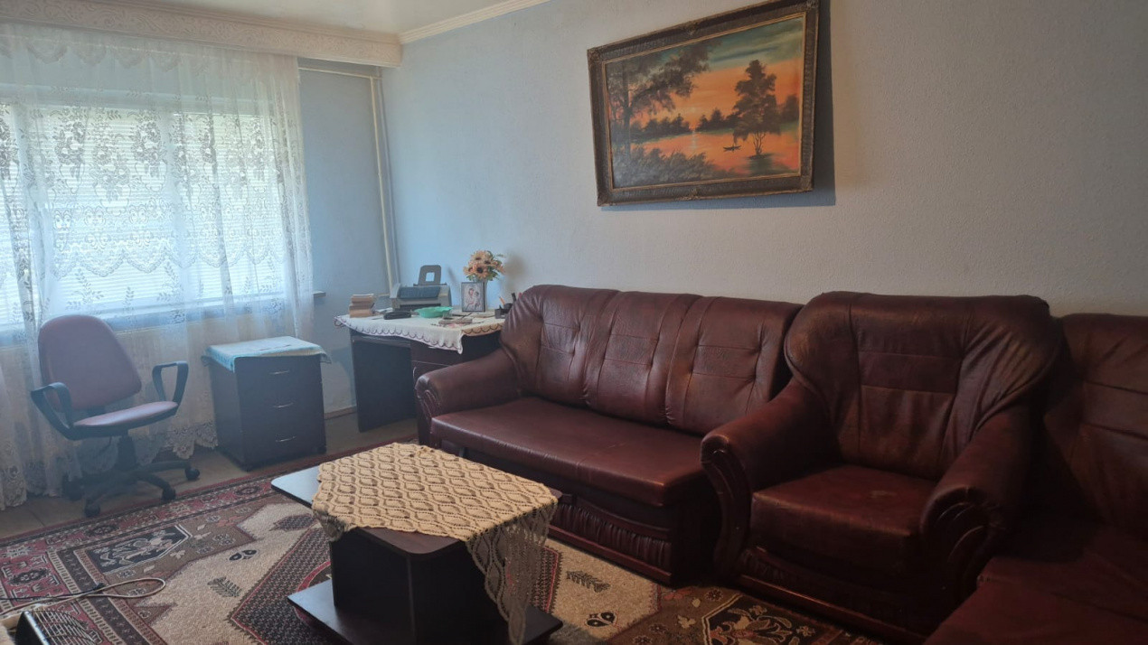  Vanzare apartament 3 camere Exercitiu