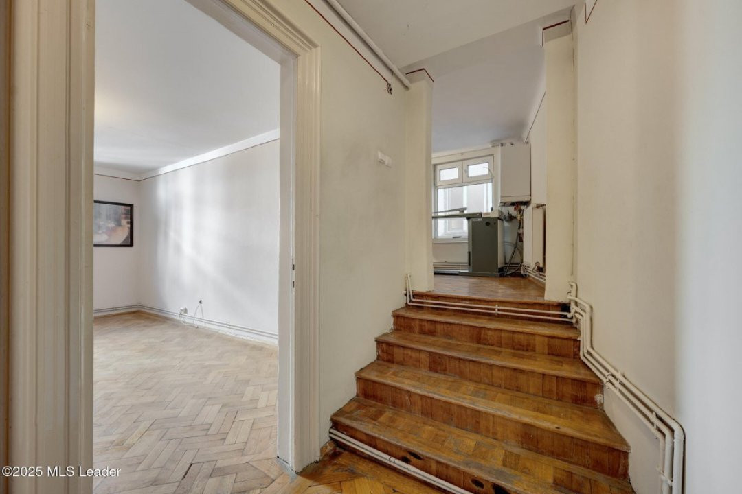 Apartament 3 camere, 122 mp, in vilă istorică - Bd. Carol I, nr. 59