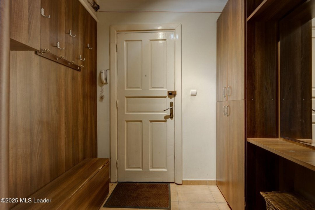 Apartament 3 camere, 122 mp, in vilă istorică - Bd. Carol I, nr. 59