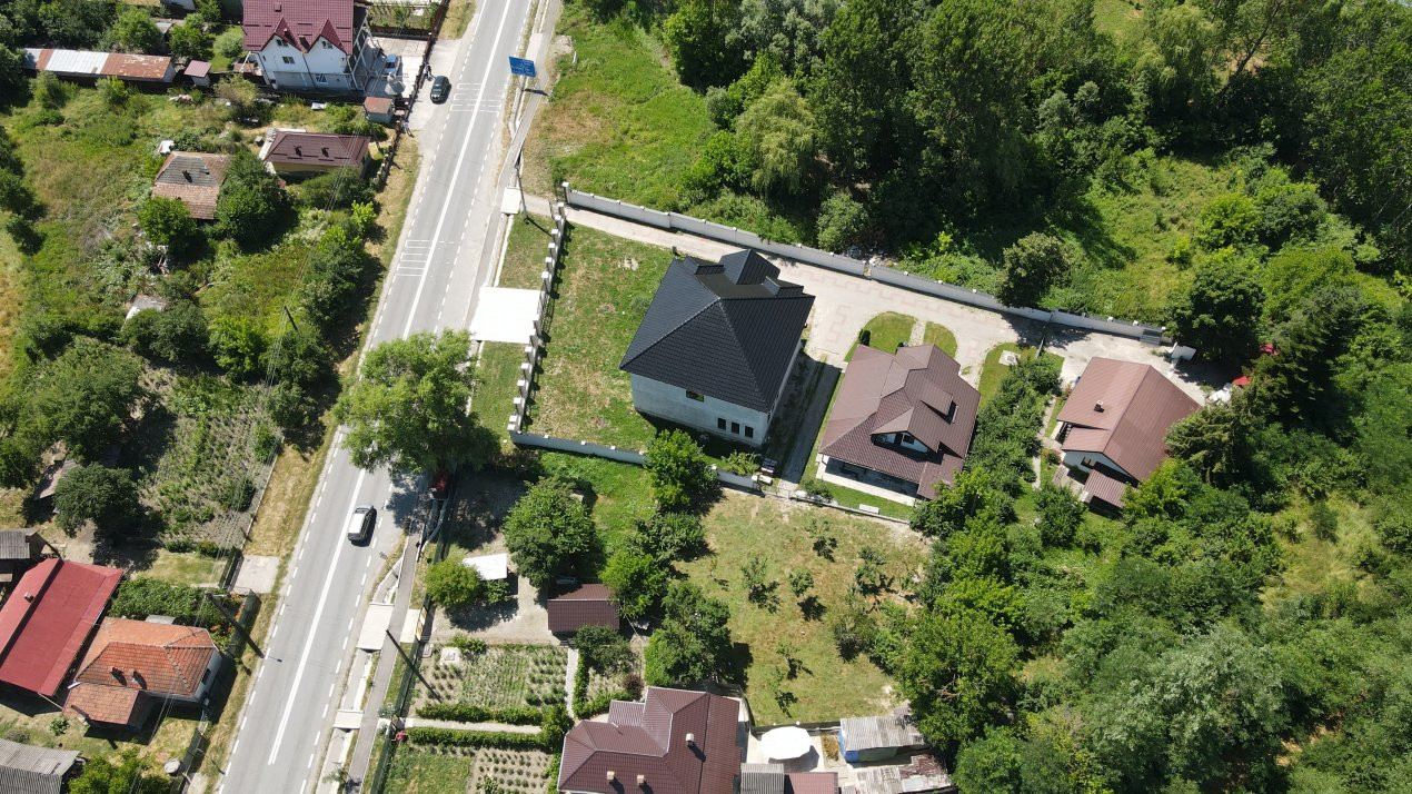 Teren cu potențial de dezvoltare – 614 mp, com. Mihaești, Vâlcea