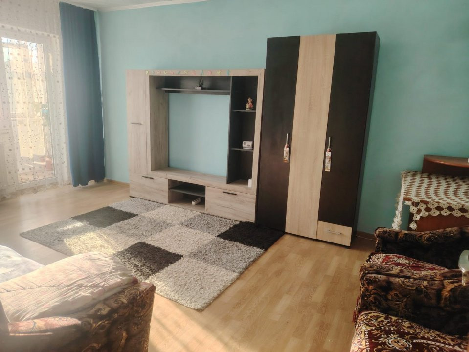 De vânzare –apartament situat în Băbeni, județul Vâlcea 
