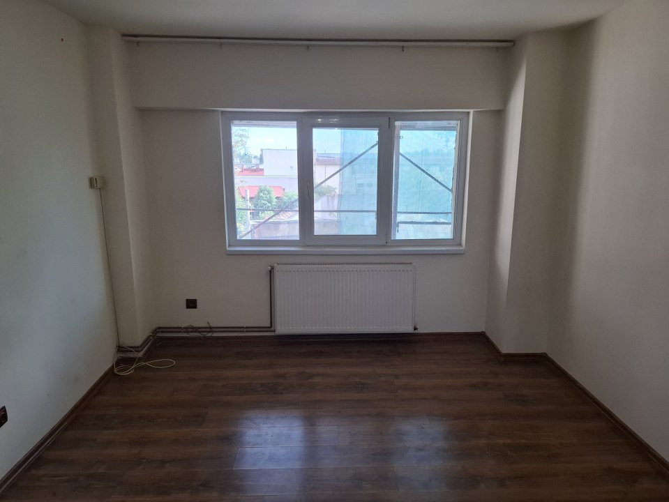 GARSONIERĂ ULTRACENTRAL,  ETAJ 1, ÎN TÂRGOVIȘTE