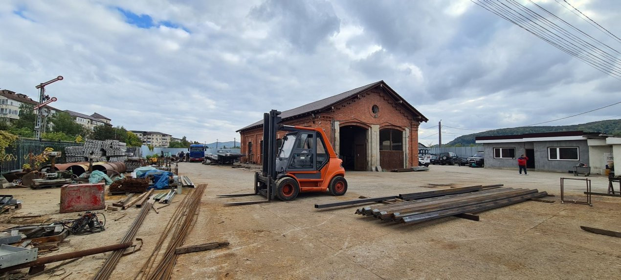 Spațiu industrial - hala productie si depozitare - PUCIOASA